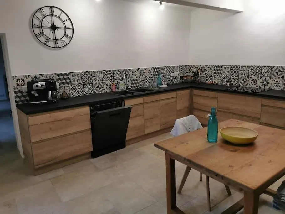 Holiday home Batisse Provencale Avec Piscine Villa Banon