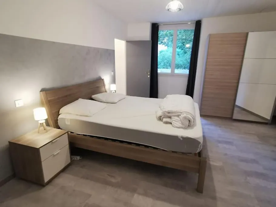 Batisse Provencale Avec Piscine Villa Banon 0*,