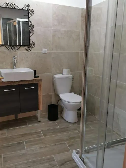Vila Batisse Provencale Avec Piscine Banon Francie